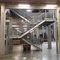 Fabricante de escada para mezanino